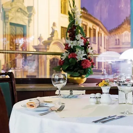 Hotel H15 Francuski Old Town - Destigo Hotels 