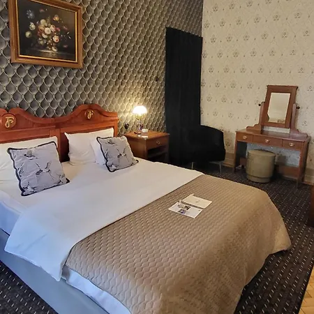Hotel H15 Francuski Old Town - Destigo Hotels Krakow Exterior photo