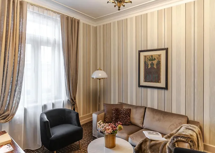 Hotel H15 Francuski Old Town - Destigo Hotels