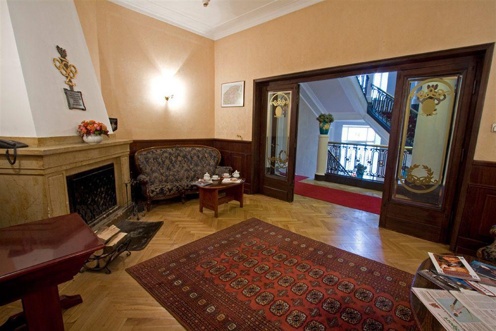 H15 Francuski Old Town - Destigo Готель Краків