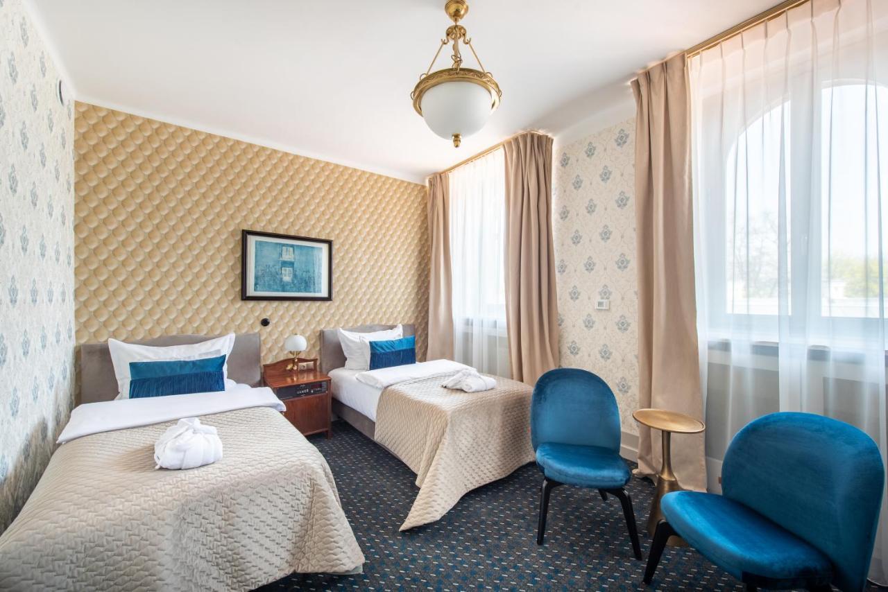 H15 Francuski Old Town - Destigo Краків