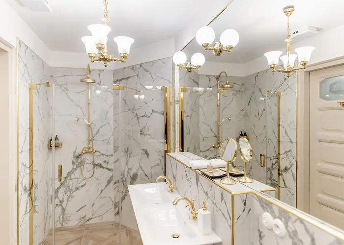 Hotel H15 Francuski Old Town - Destigo Hotels